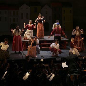 Scène des médecins dans le spectacle Baptiste ou l'opéra des farceurs créé à La Merise de Trappes le 15 mai 2019